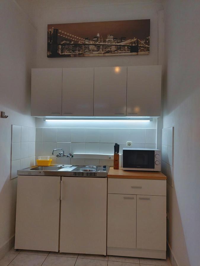 Apartmani Ira-20M From The Sea Езера Экстерьер фото